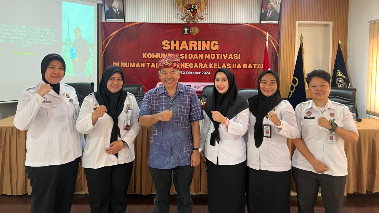 Tingkatkan Motivasi Pegawai, Dr. Aqua Dwipayana Sharing Komunikasi dan Motivasi di Rutan Batam