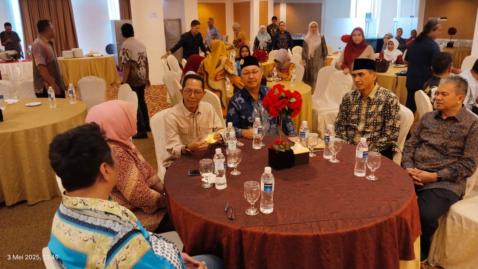 Wali Kota Hadiri Halal Bi Halal IKA UNRI Batam, Amsakar: Dukung Sinergi Alumni untuk Batam