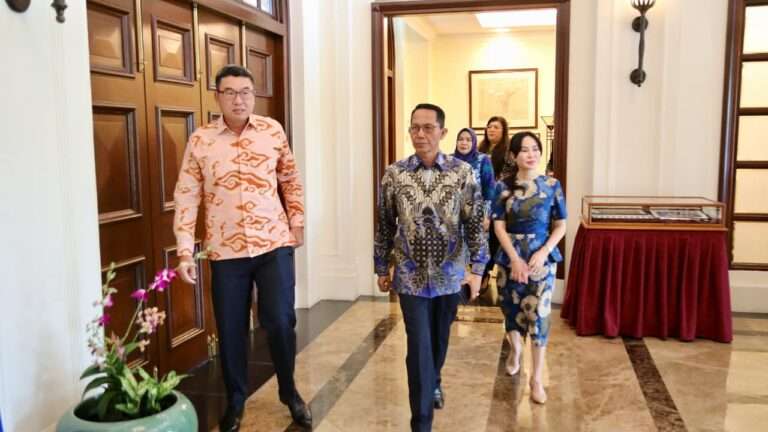 Tingkatkan Kualitas SDM, Amsakar dan Li Claudia Apresiasi Dukungan Kerja Singapura Singapura dengan Kota Batam
