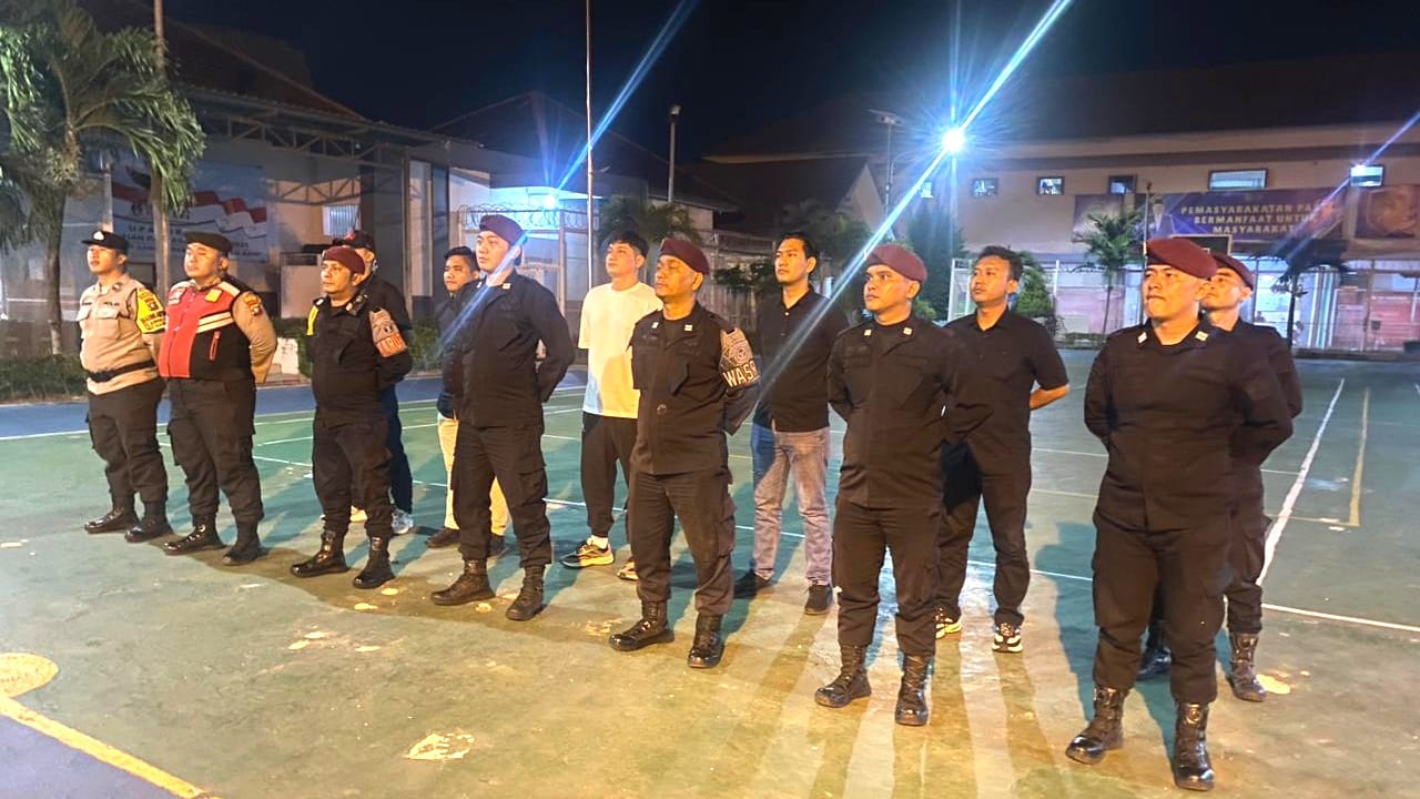 Dukung Zero Halinar Handphone dan Narkoba, Rutan Batam Bersama Tim Gabungan Gelar Razia