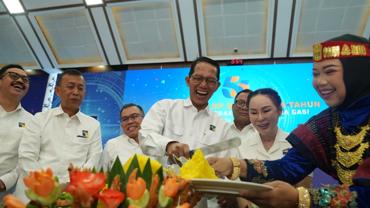 BP Batam Peringati Hari Bakti ke 54 Tahun, Amsakar: Momen untuk Perkuat Komitmen dan Kebersamaan bagi Kemajuan Batam BP Batam Peringati Hari Bakti ke 54 Tahun, Amsakar: Momen untuk Perkuat Komitmen dan Kebersamaan bagi Kemajuan Batam