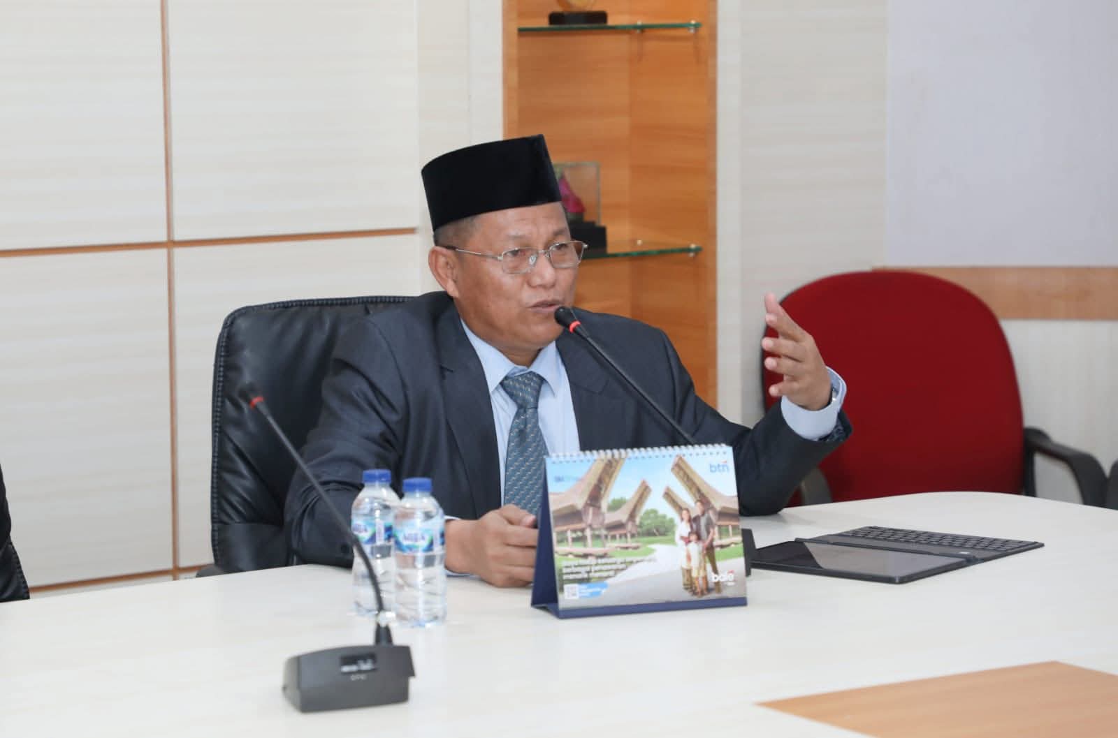 Pj Sekda Kota Batam Beri Ceramah Manajemen Perubahan Sektor Publik kepada 40 Peserta PKA Angkatan IV Tahun 2025
