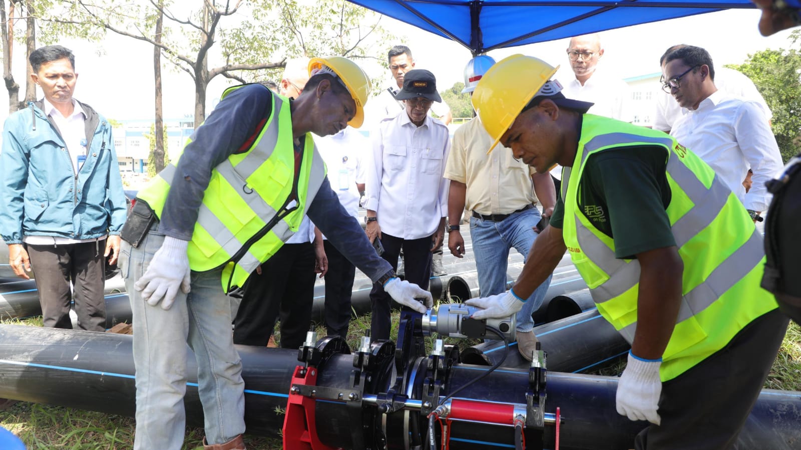 Kepala BP Batam Tinjau Pekerjaan Pemasangan Penguatan Jaringan Pipa Distribusi Air Minum