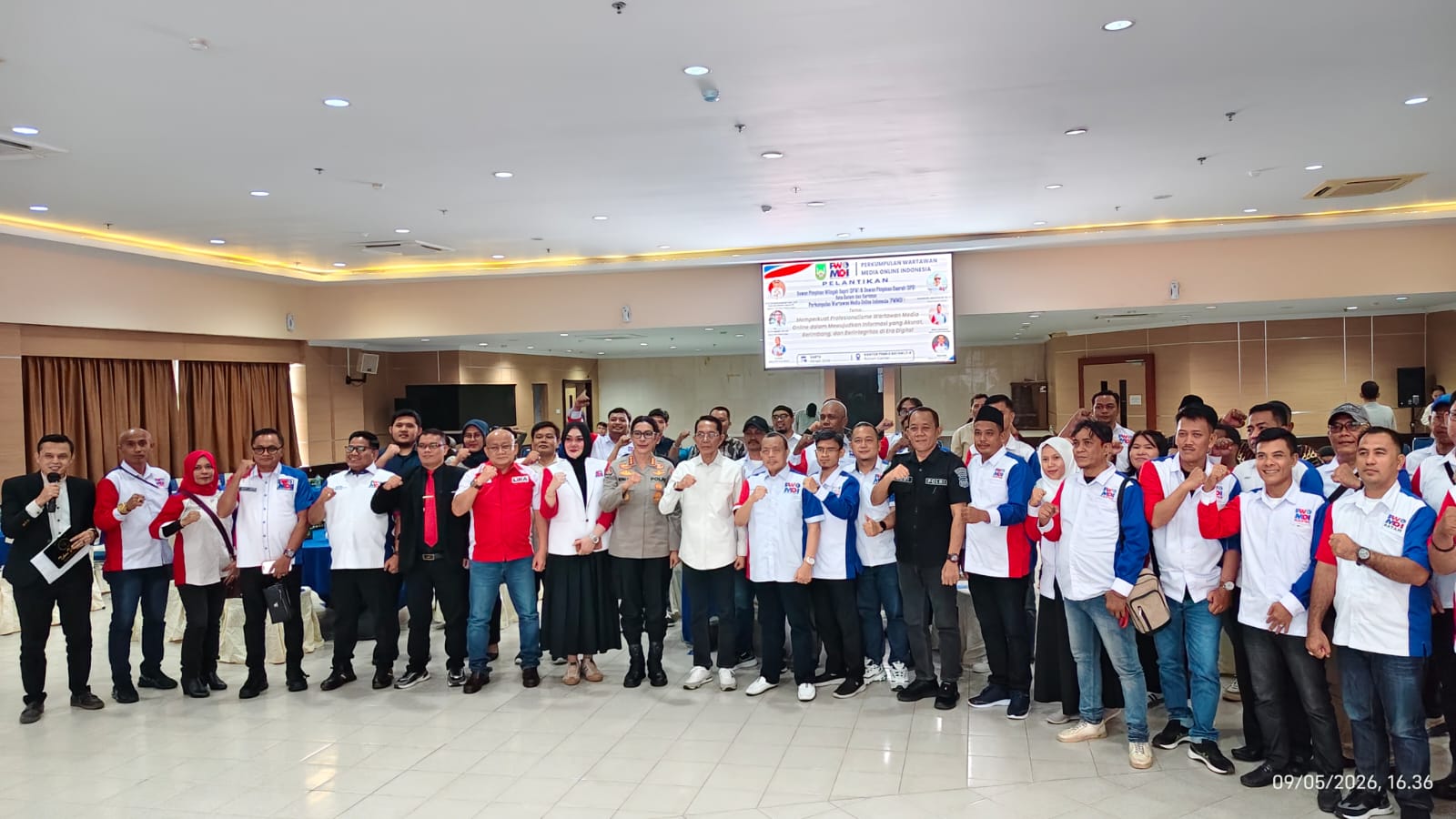 Resmi Dilantik Ketua Umum DPP PWMOI, Lawolo Kembali Pimpin DPD PWMOI Batam Periode 2026-2029