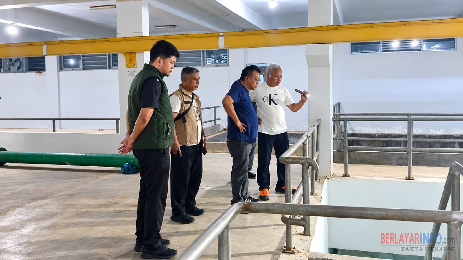 BP Batam Targetkan Pemulihan Air 2 x 24 Jam, 80 Persen Pelanggan Mulai Terlayani BP Batam Targetkan Pemulihan Air 2 x 24 Jam, 80 Persen Pelanggan Mulai Terlayani
