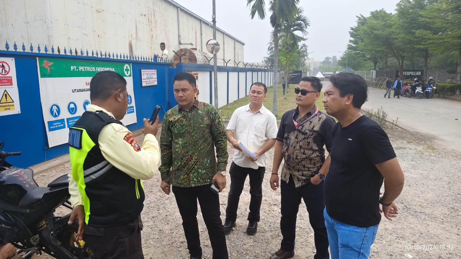 Hampir 11 Tahun Kuasai Lahan, PT Petrus Indonesia Disorot Usai Kuasa Hukum Gen Sys Dihadang Hampir 11 Tahun Kuasai Lahan, PT Petrus Indonesia Disorot Usai Kuasa Hukum Gen Sys Dihadang